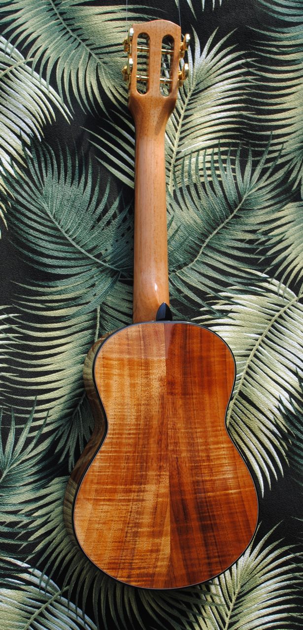 Slotted+headstock+ukulele